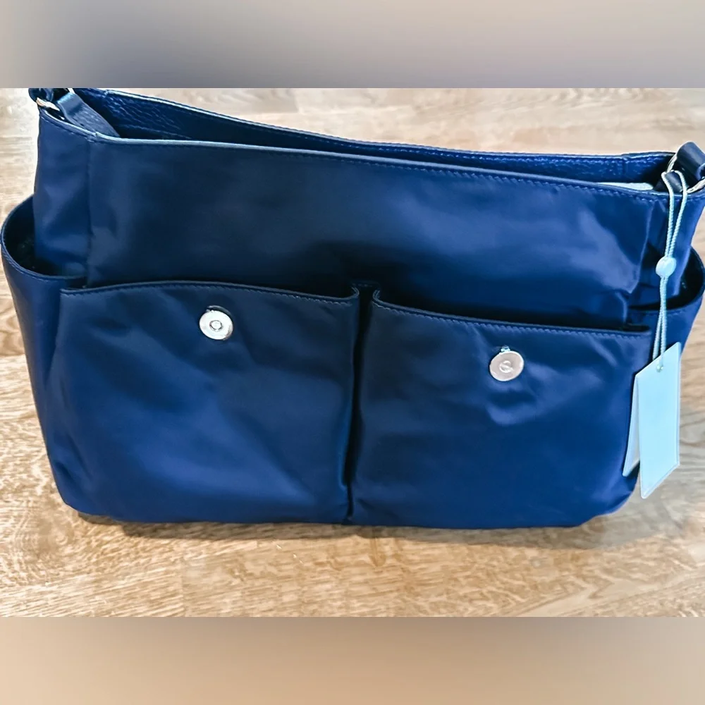 NWT Tory Burch Navy Blue Thea Nylon Messenger Baby Bag